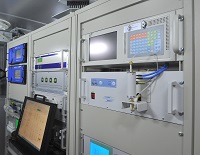 Стойка газоаналитическая  передвижного экологического поста ПЭП-1-1М с установленным автоматизированным комплексом и дополнительным оборудованием